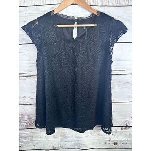 TORRID BLACK LACE CAP SLEEVE PLEAT FRONT BLOUSE‎ Lace Lined TOP SIZE 0 Large